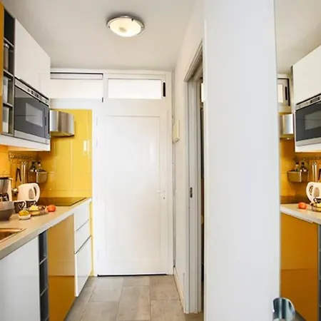 Roberta Playa De Américas